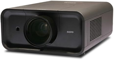 SANYO PLC-XP200L XGA 1024 x 768 LCD PROJECTOR 7000 ANSI LUMENS NO LENS