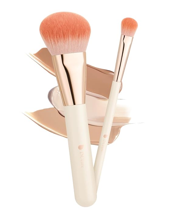 DUcare Liquid Blush Brush Angled for Cheek Makeup,Cream Foundation Contour Bronzer highlight Blending Concealer Brush Under-Eye Concealing and Contouring Makeup Brushes Face Brush
