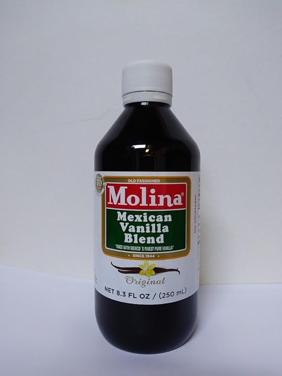 Molina Vanilla - Mexican Vanilla 8.3 FL oz / 250 ml by Molina
