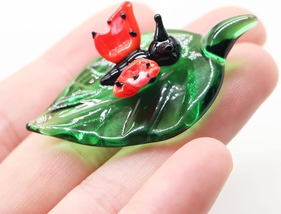 Mini Crystal Green Leaf Glass Animal Butterfly: Table Figurines Decor Crystal Room Ornament Sculpture Women Gift Collectible Figurines