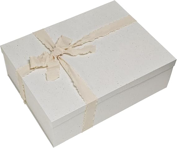 Tekhoho Off-White Extra Large Gift Box 44x33x14cm, Reusable & Foldable Gift Boxes with Lid & Ribbon for Presents Packaging, Christmas Wedding Birthday