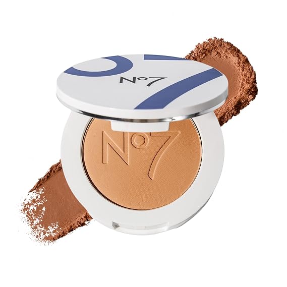 No7 Lift & Luminate Triple Action Powder - Deep - Pressed Makeup Setting Powder for Face - Compact Setting Powder Reduces the Appearance of Fine Lines & Enhances Glow (10g)