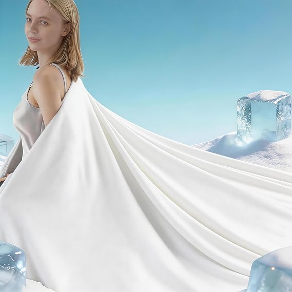 DOWNCOOL Cooling Blanket Queen Size, White Summer Blanket for Hot Sleeper and Night Sweats, Lightweight Soft Q-Max>0.4 Arc-Chill Cool Blanket