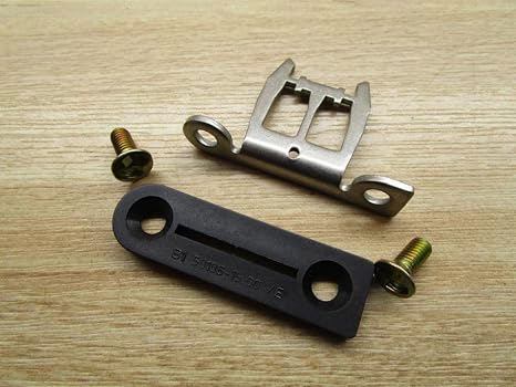 SCHMERSAL AZM161-B1 (101145117), 150 MM Minimum ACTUATING Radius, 32.7 MM Length, Actuator Key, for AXM161