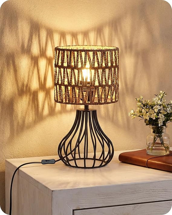 Small Ratten-Style Bedside Table Lamp, for Bedroom with Bulb | 28.5 cm Retro Vintage Desk Lamp, 4W 2700K, Linen Lampshade & Metal, for Nightstand Living Room Hotel [Energy Class F]