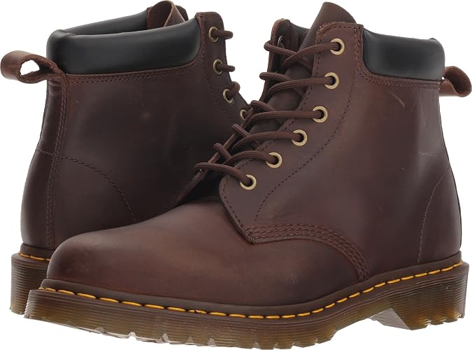 Dr. Martens unisex-adult 0939 Series Black Greasy Boot