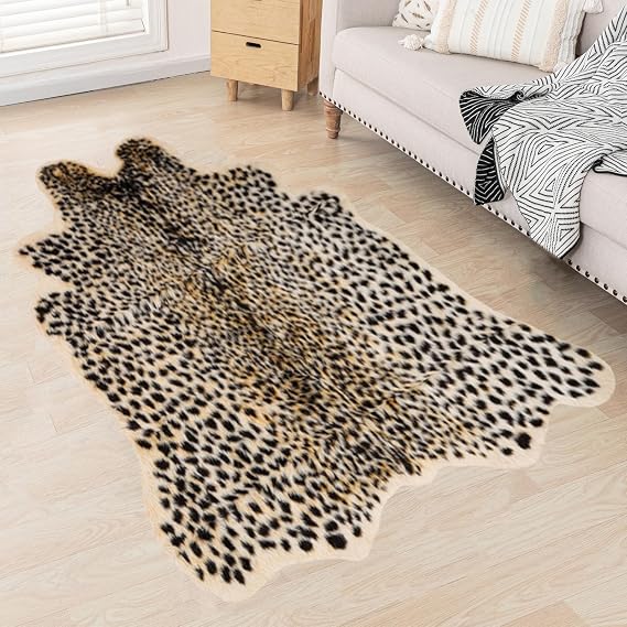 Leopard Rug,Cheetah Carpet for Bedroom, Faux Fur Cowhide Rug,5.3ft x 6.6ft
