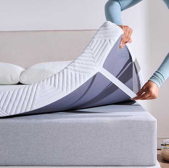 Twirest 5CM Double High Resilience Foam Topper,Gel Mattress Pad,Breathable & Removable Fabric Cover,White(135 * 190 * 5cm)