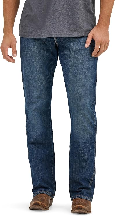 Wrangler Men's Retro Relaxed Fit Boot Cut Jean