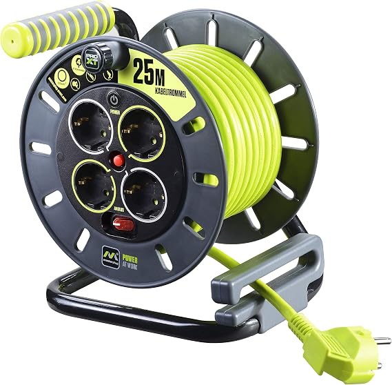Masterplug Pro-XT cable drum extension cable with 4 sockets winding crank thermal protection and power switch 25 meters of clearly visible cable